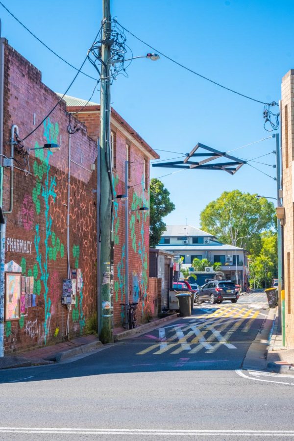 Download this vibrant and colourful stock image of a stunning graffiti wall in Lateen Lane, Byron Bay. Explore Byron Bay's art and culture scene.