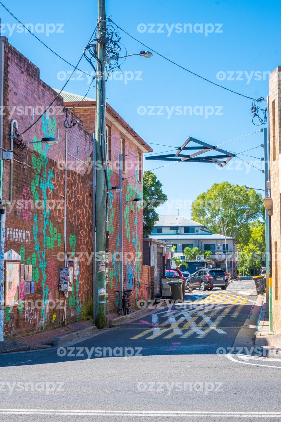 ozzysnapz_221403_low Download this vibrant and colourful stock image of a stunning graffiti wall in Lateen Lane, Byron Bay. Explore Byron Bay's art and culture scene.
